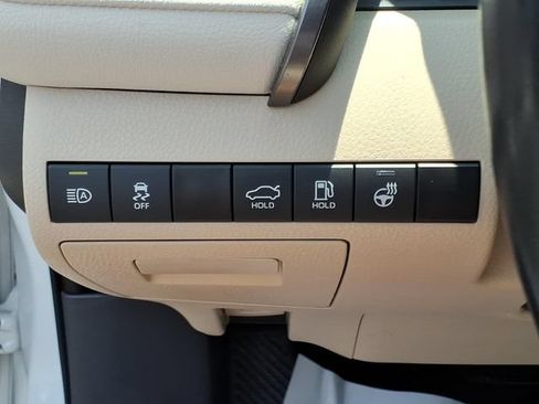 Used 2023 Toyota Camry XLE w/ Protection Package (Q2) (TMS) FWD image 17