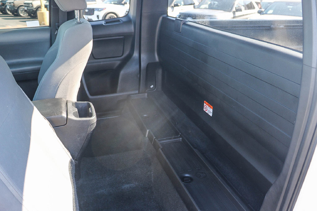 Used 2021 Toyota Tacoma SR RWD image 21