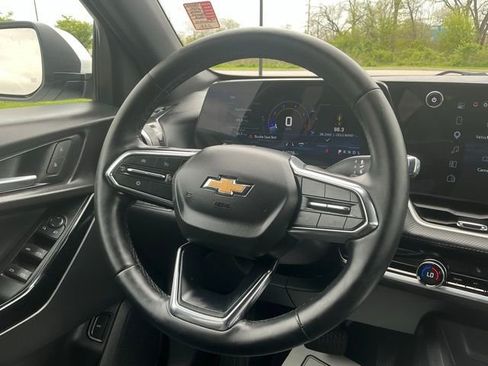 Used 2026 Chevrolet Equinox LT w/ Convenience Package II AWD/4WD image 22
