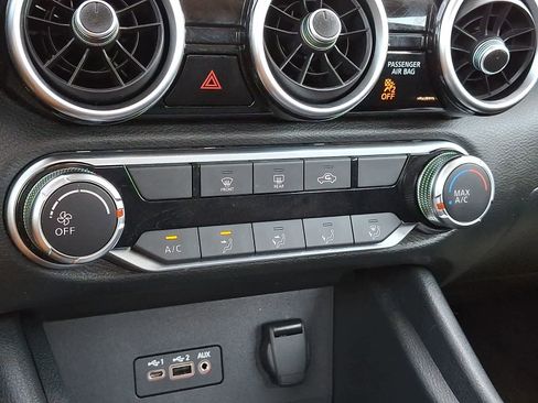 Used 2023 Nissan Sentra SV FWD image 16