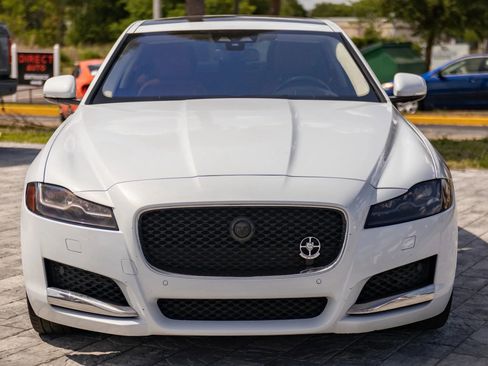 Used 2018 Jaguar XF Portfolio AWD/4WD image 4