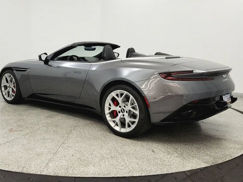 Used 2019 Aston Martin DB11 Volante RWD image 3