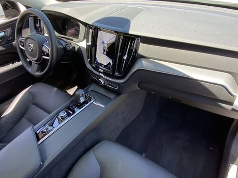 Certified 2025 Volvo XC60 T8 Plus AWD/4WD image 13