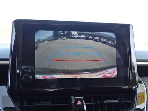 Used 2023 Toyota Corolla LE FWD image 29