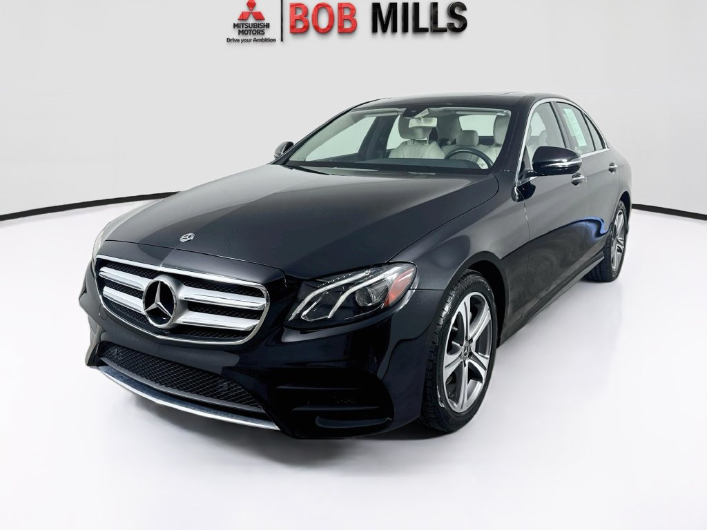 Used 2020 Mercedes-Benz E 350 4MATIC Sedan image 3