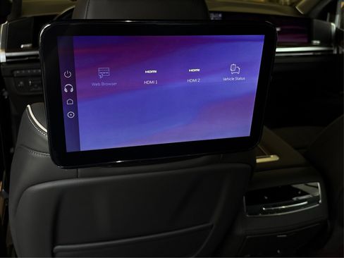 New 2026 Cadillac Escalade ESV Platinum Sport w/ LPO, ONYX Package image 21