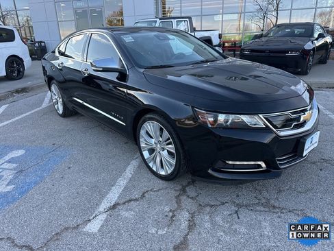 Used 2019 Chevrolet Impala Premier w/ Premier Confidence Package image 6