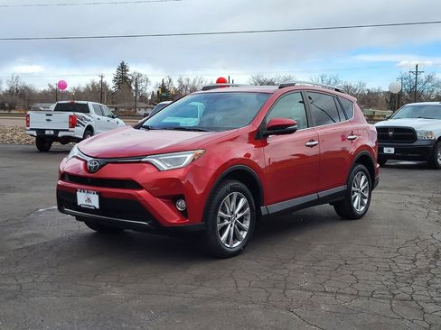 Used 2017 Toyota RAV4 Limited image 1