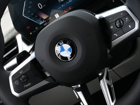 New 2026 BMW X2 xDrive28i w/ Technology Package AWD/4WD image 22