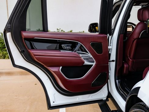 Used 2023 Land Rover Range Rover Long Wheelbase Autobiography image 86