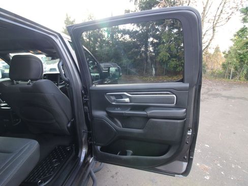 Used 2021 RAM 1500 Big Horn image 23