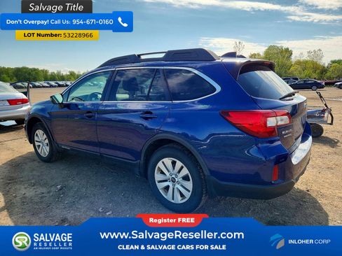 Used 2017 Subaru Outback 2.5i Premium AWD/4WD image 3