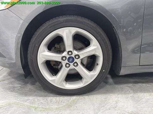 Used 2016 Ford Fusion SE image 16