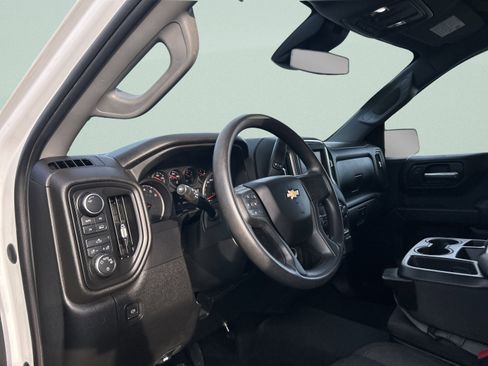 Used 2022 Chevrolet Silverado 1500 Custom image 13