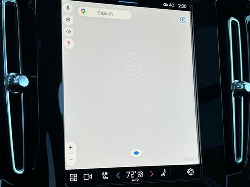 Used 2024 Volvo XC40 B5 Plus w/ Protection Package Premier image 18