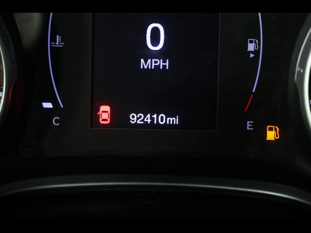 Used 2020 Jeep Compass Latitude AWD/4WD image 16