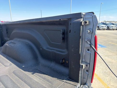 Used 2022 RAM 2500 Big Horn AWD/4WD image 11