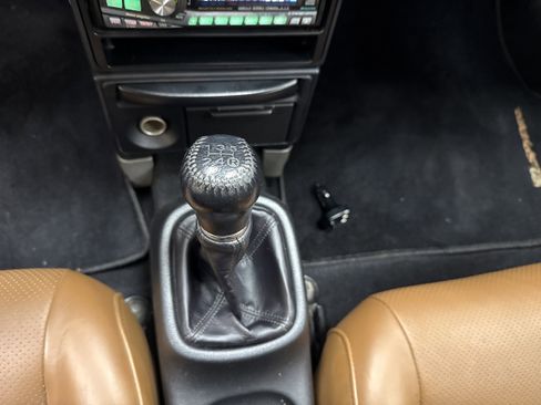 Used 2002 Toyota MR2 image 24