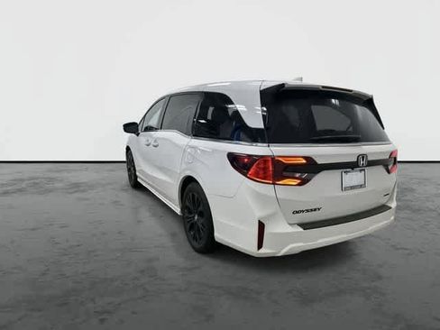 Certified 2026 Honda Odyssey Sport-L image 2