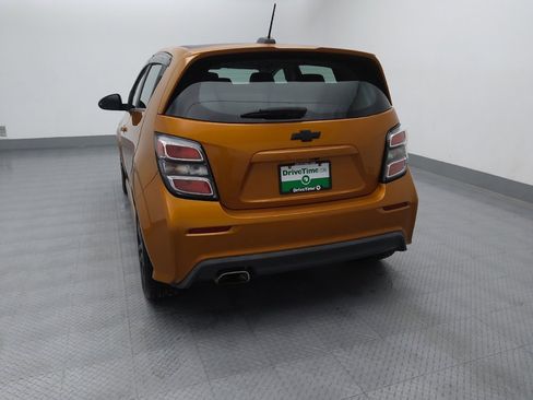 Used 2018 Chevrolet Sonic Premier image 6