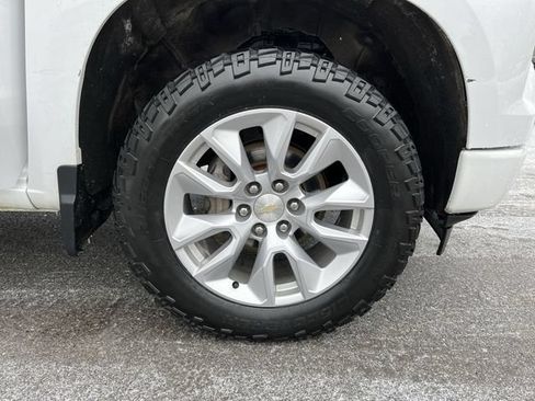 Used 2022 Chevrolet Silverado 1500 Custom AWD/4WD image 20