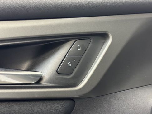 New 2026 Chevrolet Traverse LT w/ Driver Confidence Package image 9