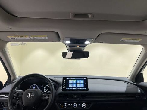 Used 2025 Honda HR-V EX-L image 19