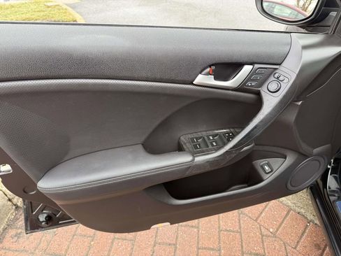 Used 2013 Acura TSX Sedan image 9