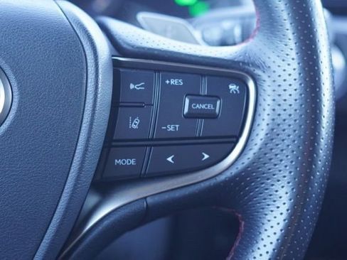 Used 2022 Lexus UX 250h F Sport image 24