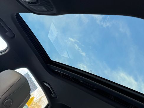 Used 2017 Audi A4 2.0T Premium w/ Audi MMI Navigation Plus image 14