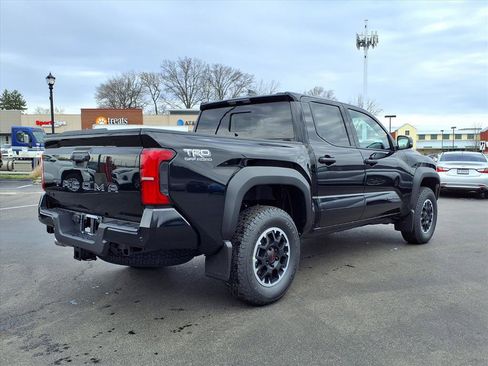 New 2026 Toyota Tacoma TRD Off-Road w/ TRD Off Road Upgrade Package AWD/4WD image 24