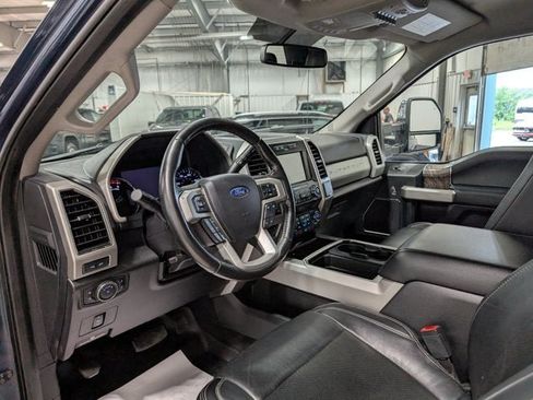 Used 2019 Ford F350 Lariat w/ Chrome Package AWD/4WD image 16