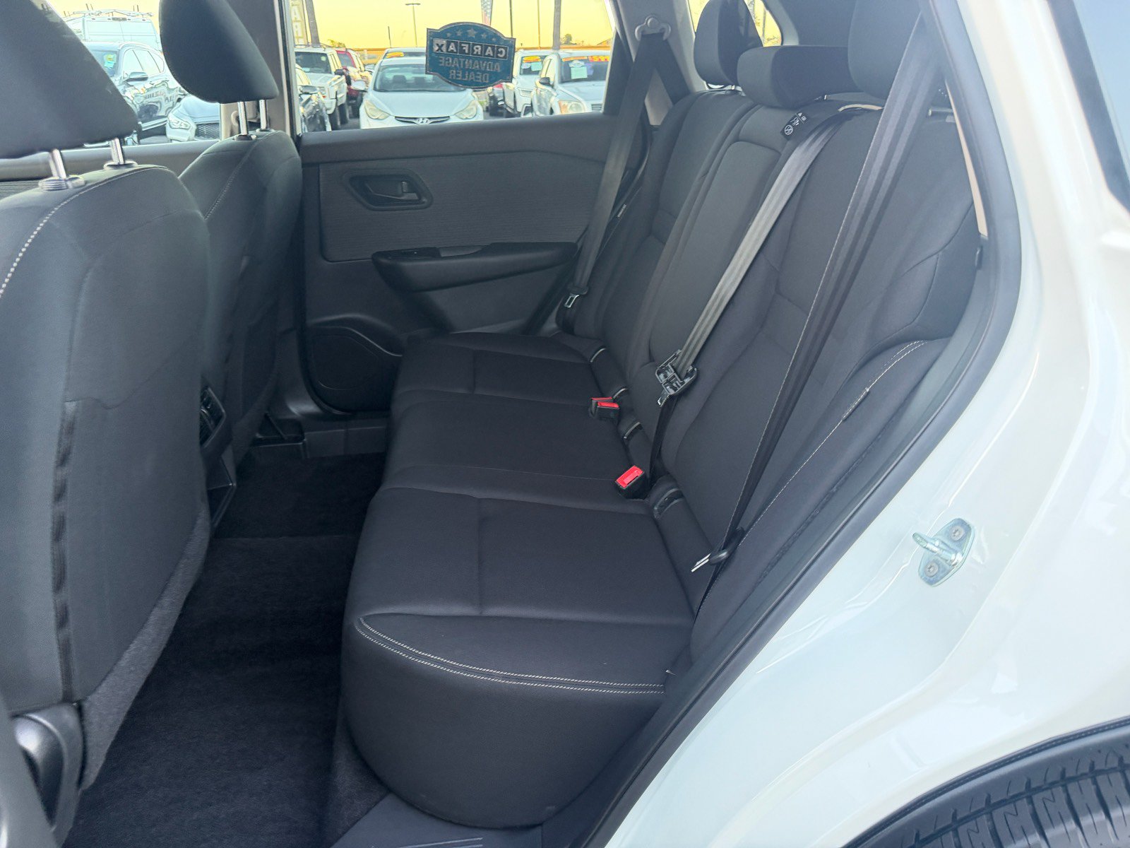 Used 2023 Nissan Rogue S FWD image 10