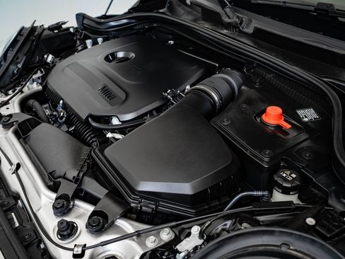 Certified 2025 MINI Cooper S image 42