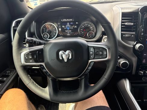 Used 2025 RAM 1500 Big Horn AWD/4WD image 22