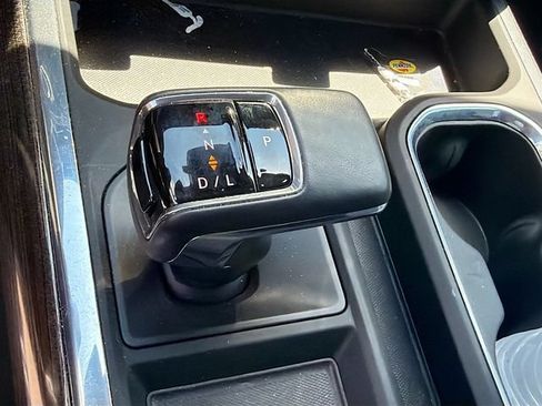 Used 2025 Chevrolet Silverado 1500 RST w/ Convenience Package II AWD/4WD image 26