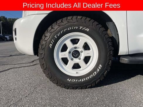 Used 2015 Toyota Sequoia SR5 w/ Premium Package AWD/4WD image 9