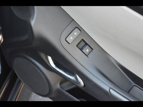 Used 2015 Chevrolet Camaro LS RWD image 26