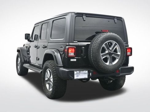 Used 2021 Jeep Wrangler Unlimited Sahara image 9