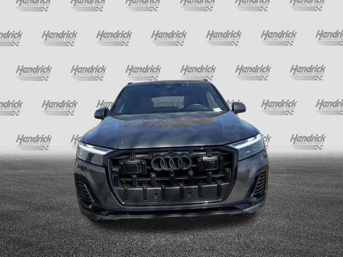 Used 2025 Audi Q7 2.0T Premium Plus w/ Premium Plus Package image 3