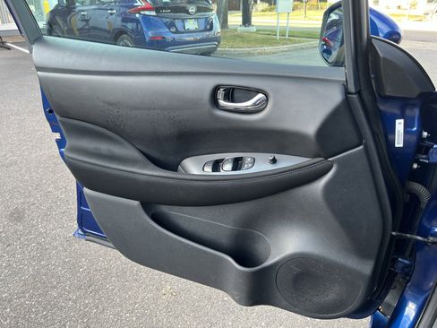 Certified 2023 Nissan Leaf S image 12