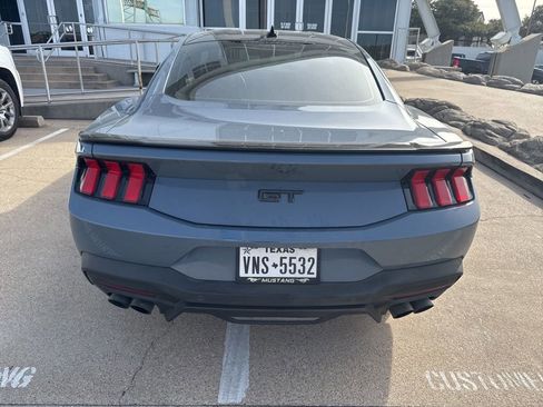 Used 2024 Ford Mustang GT Premium image 3