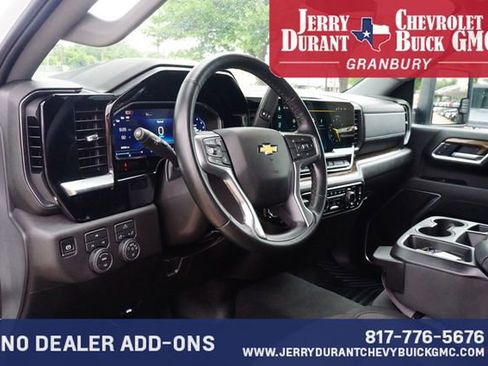 Used 2025 Chevrolet Silverado 2500 LT w/ Convenience Package AWD/4WD image 19