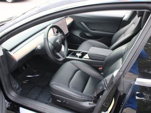 Used 2018 Tesla Model 3 Long Range AWD/4WD image 10