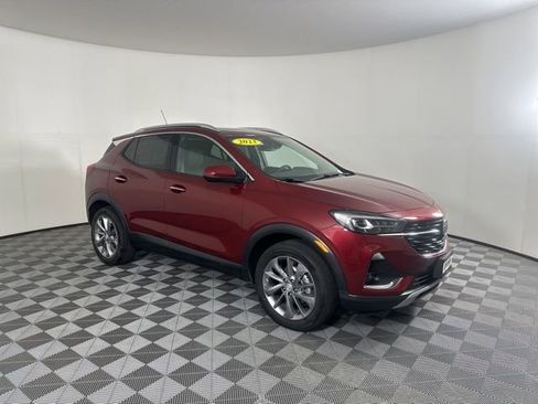 Used 2023 Buick Encore GX Essence w/ Experience Buick Package AWD/4WD image 3