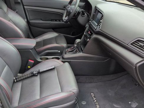 Used 2018 Hyundai Elantra Sport image 29