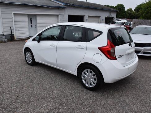 Used 2015 Nissan Versa Note SV FWD image 2