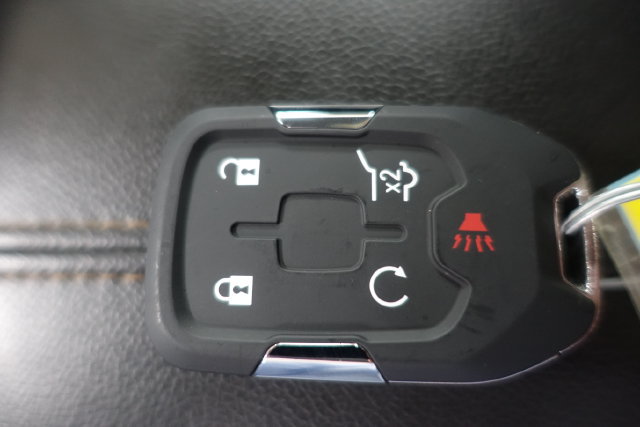 Used 2024 GMC Terrain AT4 w/ Tech Package AWD/4WD image 17