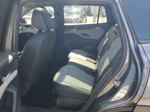 New 2026 Volkswagen Tiguan SE R-Line FWD image 11