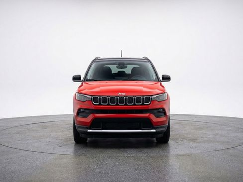 Used 2025 Jeep Compass Limited image 2